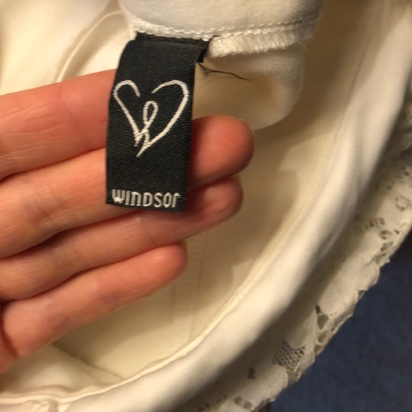 Windsor Small creamy white lace top bodycon dress - Picture 3 of 5